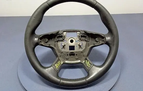 Ford Focus Steering wheel BM513600AD3ZHE