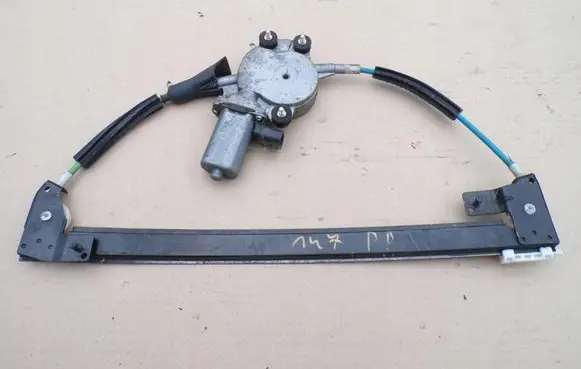Alfa Romeo 147 Front door window regulator with motor