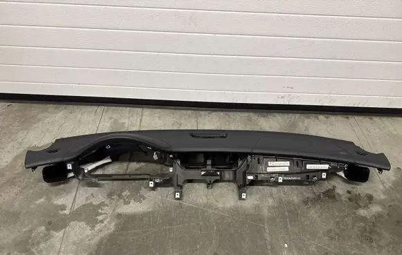 Mercedes-Benz CLS C219 Dashboard A21968011000