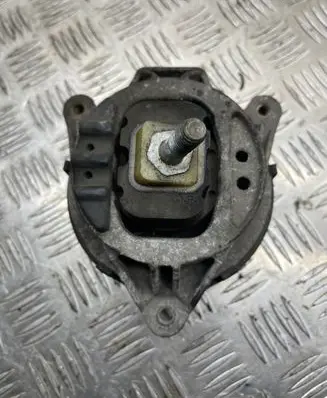 BMW 3 F30 F35 F31 Engine mount bracket 6854252 170114