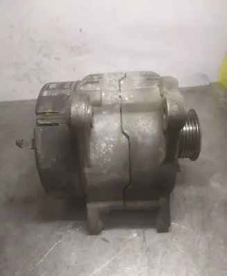 Volkswagen PASSAT B5.5 Generator/alternator 028903028F 0123515008
