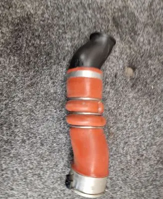 BMW 5 GT F07 Intercooler hose/pipe 7583728