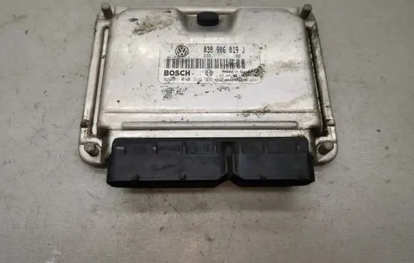 Volkswagen Sharan Engine control unit/module 038906019J 0261010216