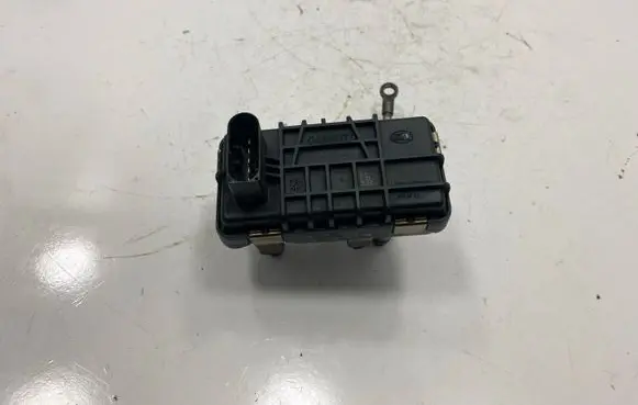 BMW 1 E81 E87 Turbine electric control actuator 6NW009228 730314