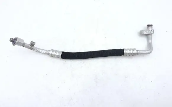 Aston Martin DBX Air conditioning (A/C) pipe/hose MY8319D603AA