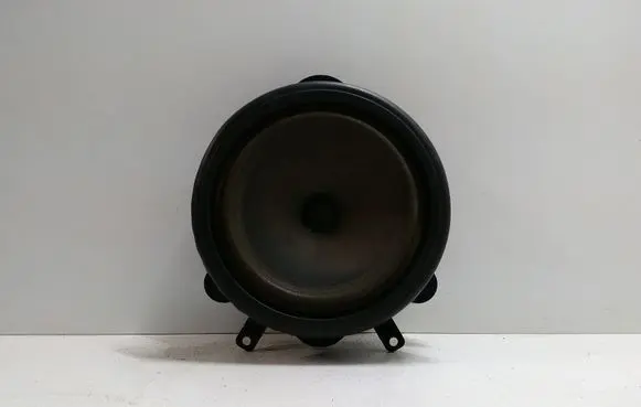 Audi A3 S3 8P Front door speaker 8P0035411