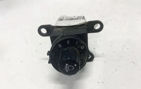 Honda Civic Headlight level height control switch m30424 m304212