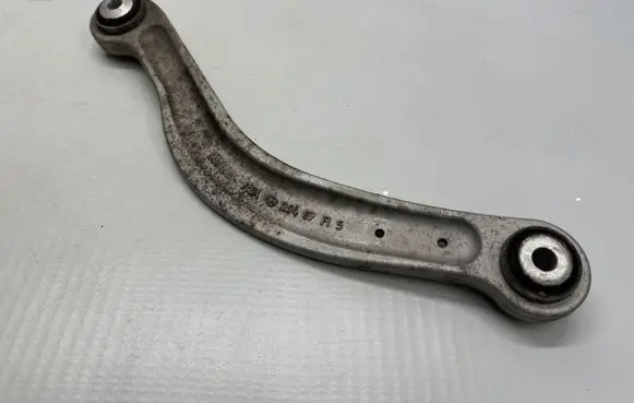 Mercedes-Benz C W205 Rear control arm 20407F