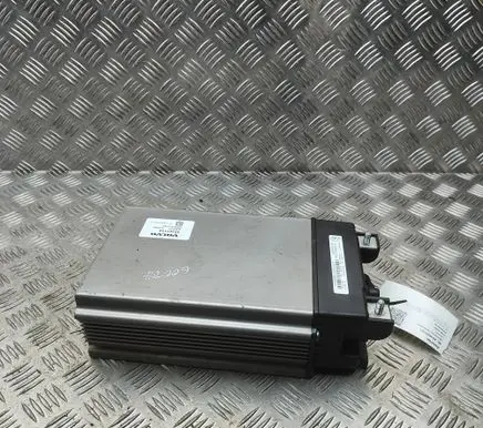 Volvo V60 Hybrid / electric car battery 32301134