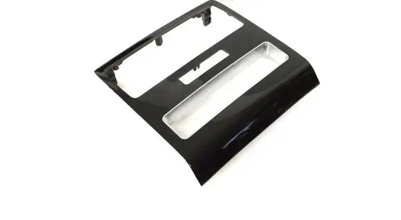 Dashboard glove box trim