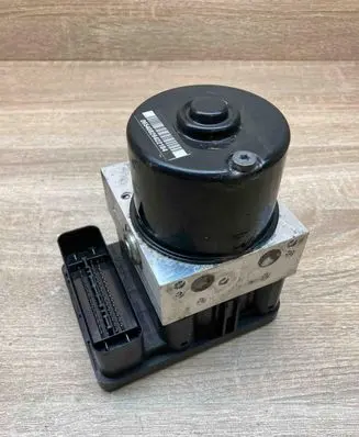 BMW 3 E90 E91 ABS control unit/module 6787837 6787836