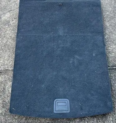 Trunk/boot floor carpet liner