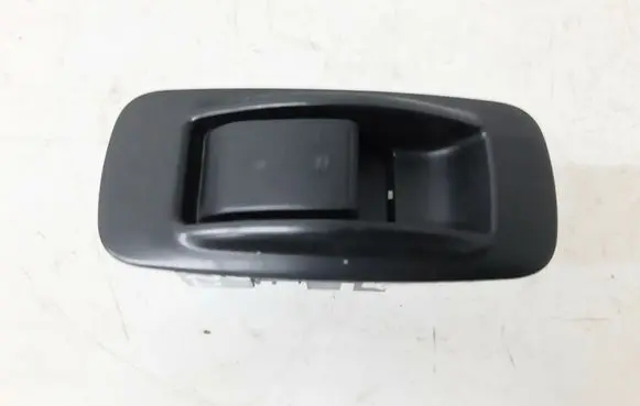 Toyota Corolla Verso AR10 Electric window control switch 848010F030B0