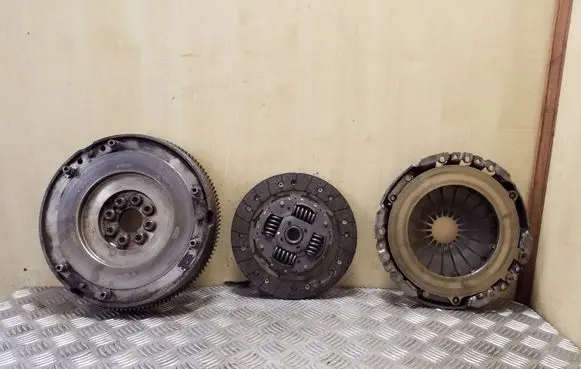Renault Trafic II (X83) Clutch set kit 8200823873C 412304501 324061610