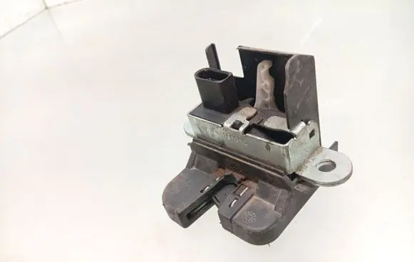 Volkswagen Golf VI Tailgate/trunk/boot lock/catch/latch 5N0827505E