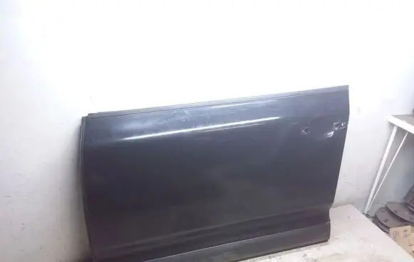 Volkswagen Touareg I Front door