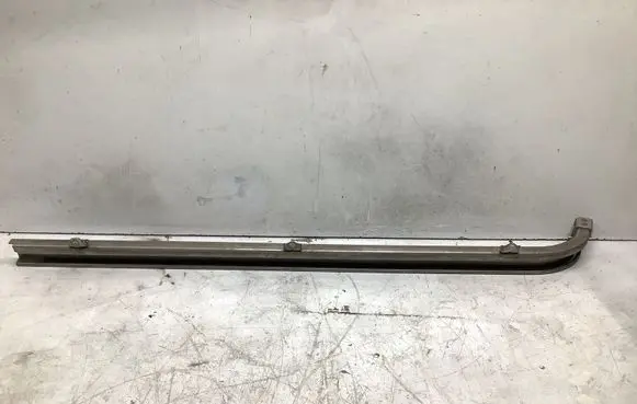 Mercedes-Benz Vito Viano W447 Sliding door middle rail A4477662200