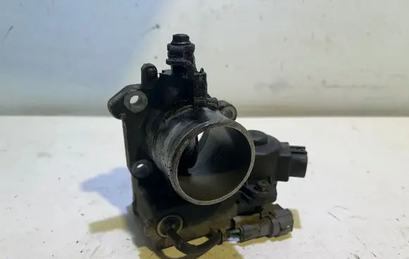 Toyota Previa (XR30, XR40) II Throttle valve 8967221020