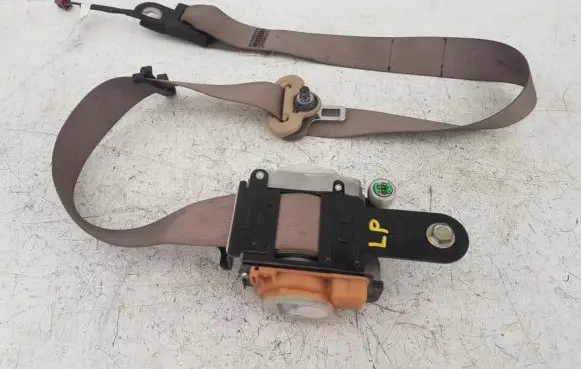 Nissan Murano Z50 Rear seatbelt