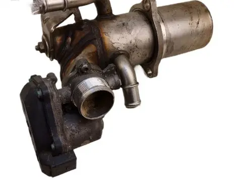 Audi A6 S6 C7 4G EGR valve cooler 04L131501 04L131512A
