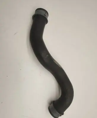 Mercedes-Benz SLK R172 Engine coolant pipe/hose A1725010682