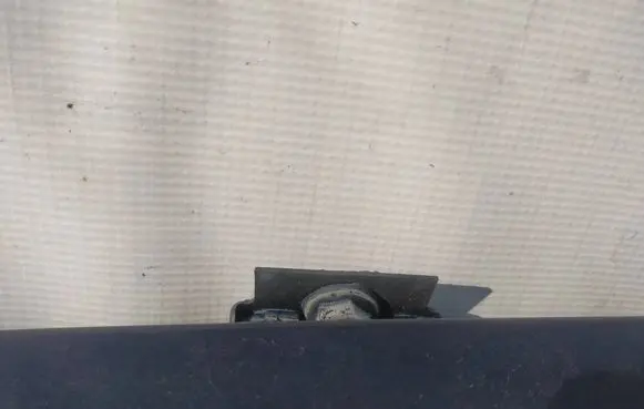 Ford Mondeo MK IV Tailgate/trunk/boot hinge