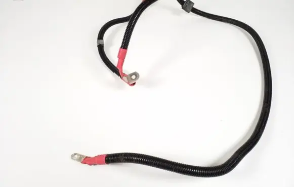 BMW 5 GT F07 Positive cable (battery)