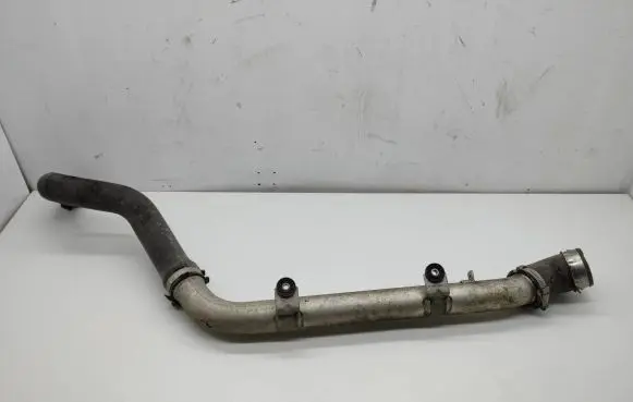 Audi Q7 4L Intercooler hose/pipe 7L6145795H