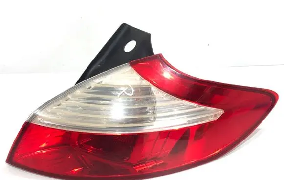 Rear/tail lights