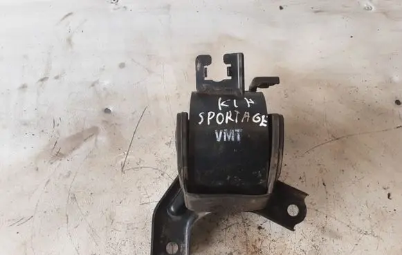 KIA Sportage Gearbox mount 218142E400