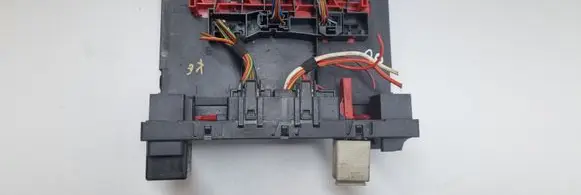 Volkswagen Touran I Comfort/convenience module 1K0937049N