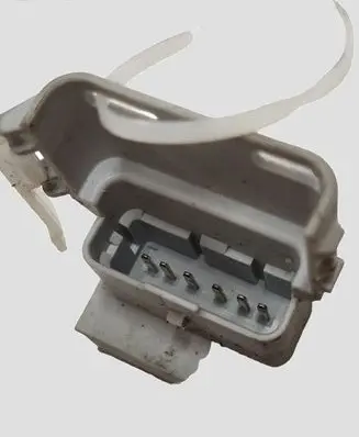 Citroen C6 Front door lock 9681330680