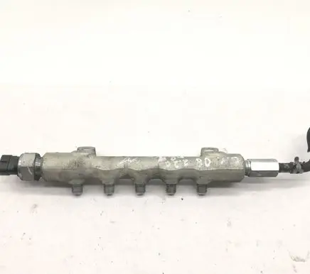 Toyota Auris 150 Fuel main line pipe 8945871010