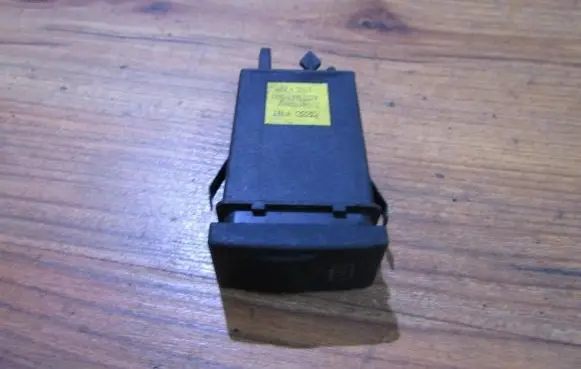 Audi A4 S4 B5 8D Windscreen/window heater switch 4d0941503 pnt