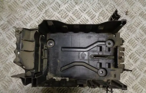 Opel Corsa E Battery box tray 13498274