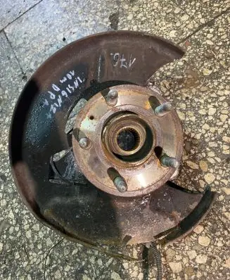 Opel Insignia A Front wheel hub