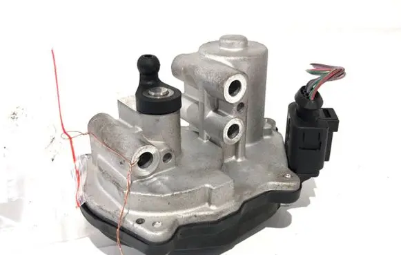 Seat Exeo (3R) Intake manifold valve actuator/motor 