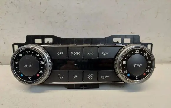 Mercedes-Benz C W204 Climate control unit 2048309885 SW230700