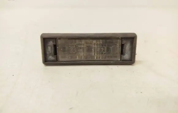 Peugeot 406 Number plate light E290146