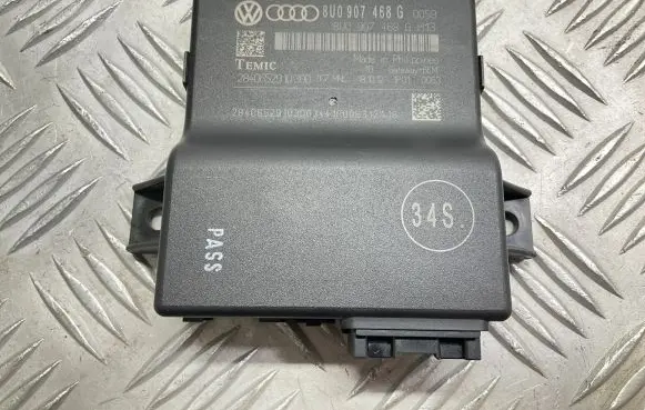 Audi A1 Gateway control module 8U0907468G