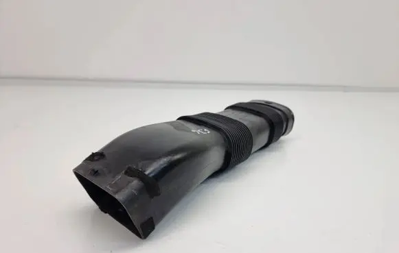 BMW 4 F36 Gran coupe Air intake duct part 13718507567