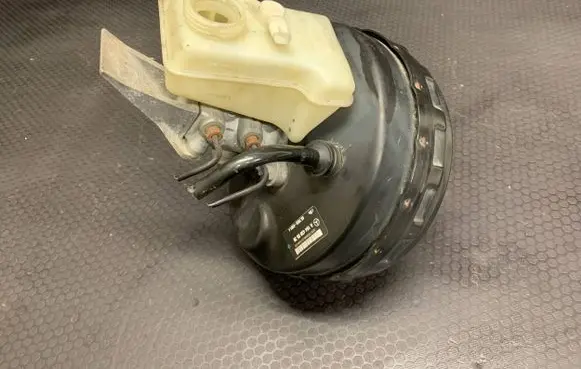Mercedes-Benz ML W164 Brake booster A1644300530 03785965014 588589650