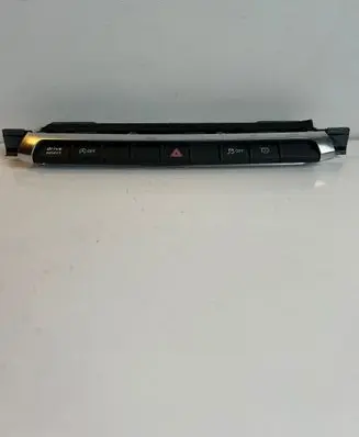 Audi A3 S3 8V Hazard light switch 8V0925301BA