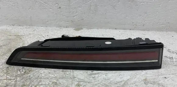 Opel Astra L Tailgate rear/tail lights 9839325480