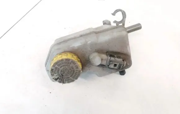 Volkswagen Polo IV 9N3 Master brake cylinder