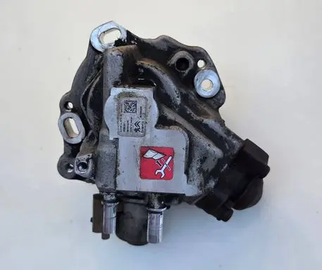 Peugeot Expert Fuel injection high pressure pump 28384347 9674984480