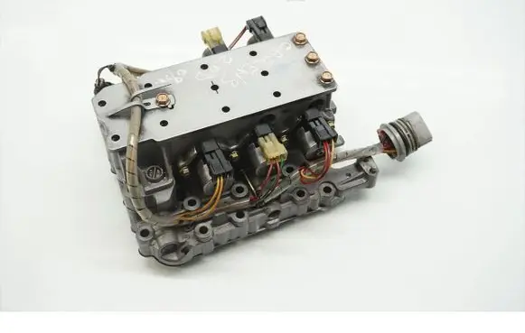 KIA Carens II Gear selector/shifter in gearbox 
