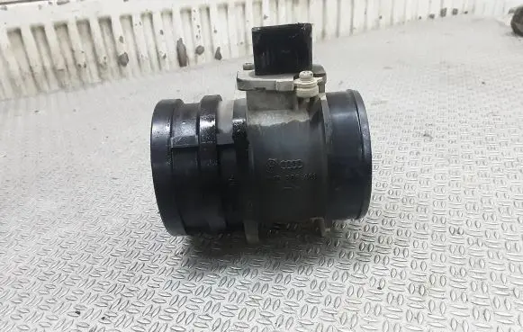 Audi A6 S6 C6 4F Mass air flow meter 06D906461