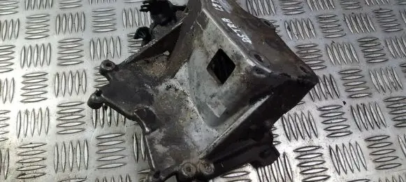 Opel Astra G Engine mounting bracket 069293