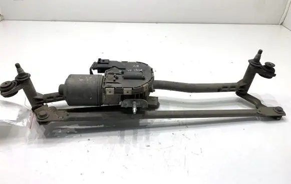 Audi A3 S3 8P Front wiper linkage and motor
